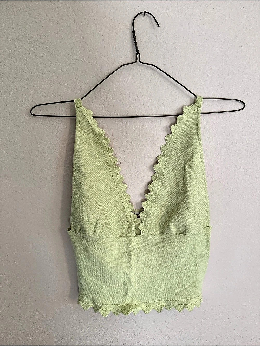 Free PeopleScalloped Crop Camisole in Green Like New